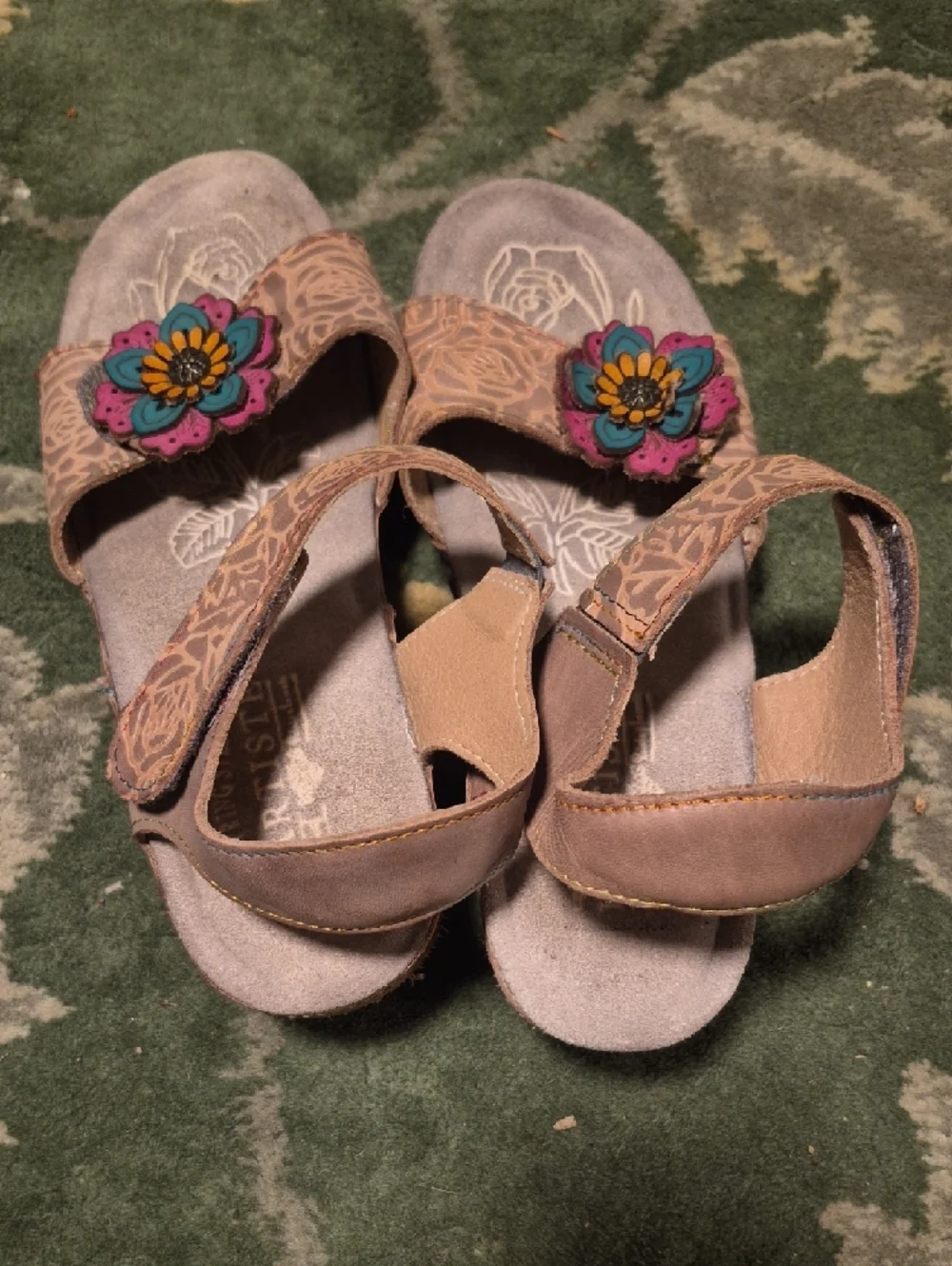 Patricia Nash Tan Sandals with Multicolor Floral Appliques